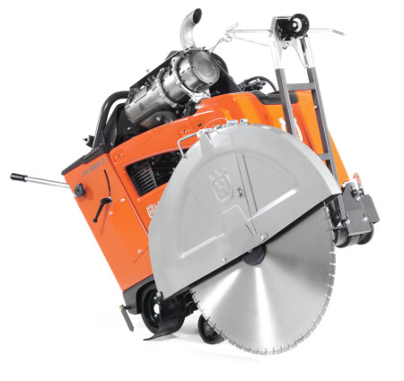 HUSQVARNA FS 5000 D dieselbetriebener & selbstfahrender Fugenschneider Ø 750 mm